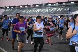 BIB: 53112
                            <button type="button" onclick="openModal(10462241)" class="btn btn-primary btn-sm float-right btn-popup" data-toggle="modal" data-target=".modal-high-quality">
                        <i class="fas fa-shopping-cart"></i> Add to Cart
                    </button>
                                            <button type="button" onclick="isThisMe(10462241, true)" class="btn btn-success btn-sm float-right btn-popup btn-isme hidden" data-toggle="tooltip" data-placement="bottom" title="นี่คือรูปของคุณใช่ไหม คลิกที่นี่เพื่อเอาเข้าอัลบั้ม">
                        <i class="fas fa-plus"></i> Add to album
                    </button>
                    <button type="button" onclick="isThisMe(10462241, false)" class="btn btn-warning btn-sm float-right btn-popup btn-isnotme hidden">
                        <i class="fas fa-ban"></i> Remove from album
                    </button>